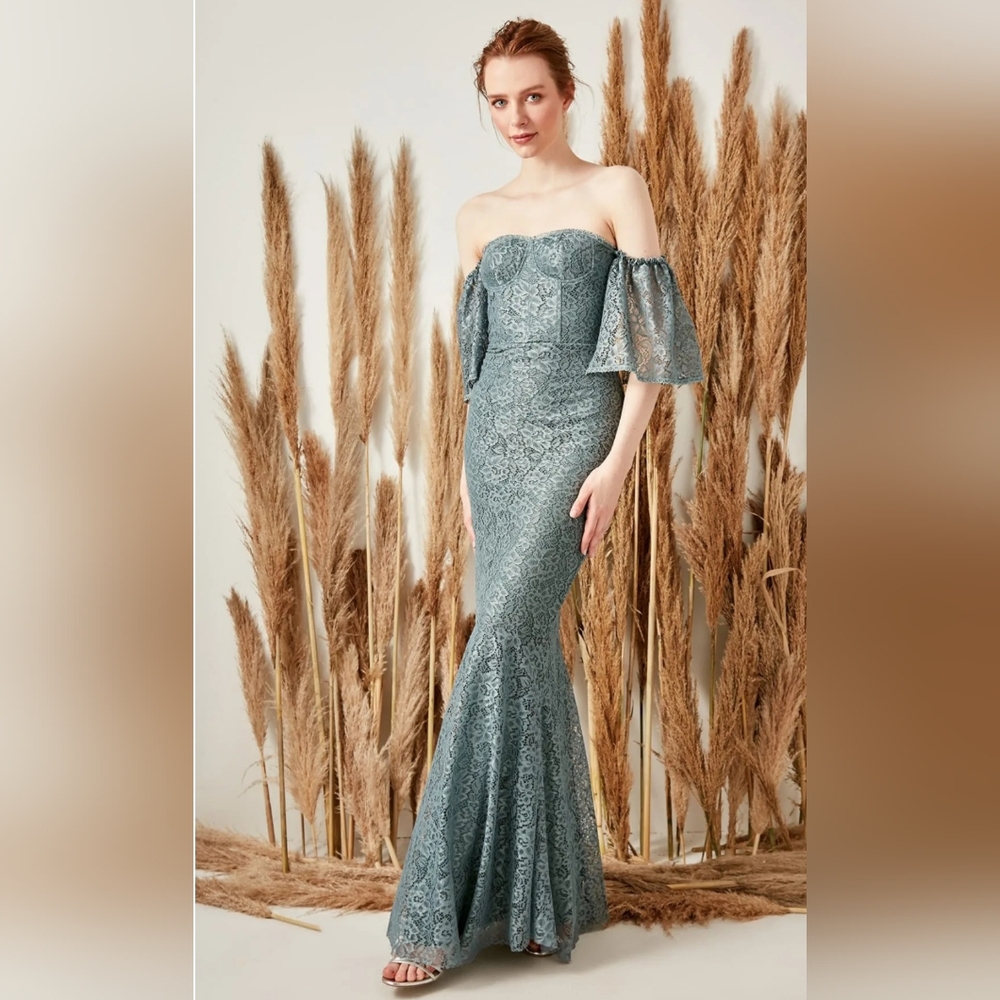 NWT Trendyol Mint V-Neck Lace Evening Dress